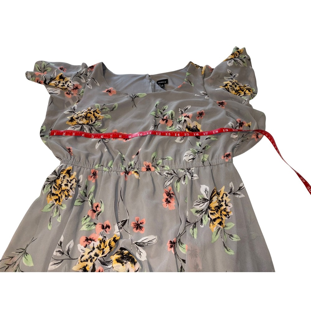 Torrid Grey Floral Flutter Sleeve Midi Dress Plus Size 2X Elastic Waist Knit - Picture 9 of 12